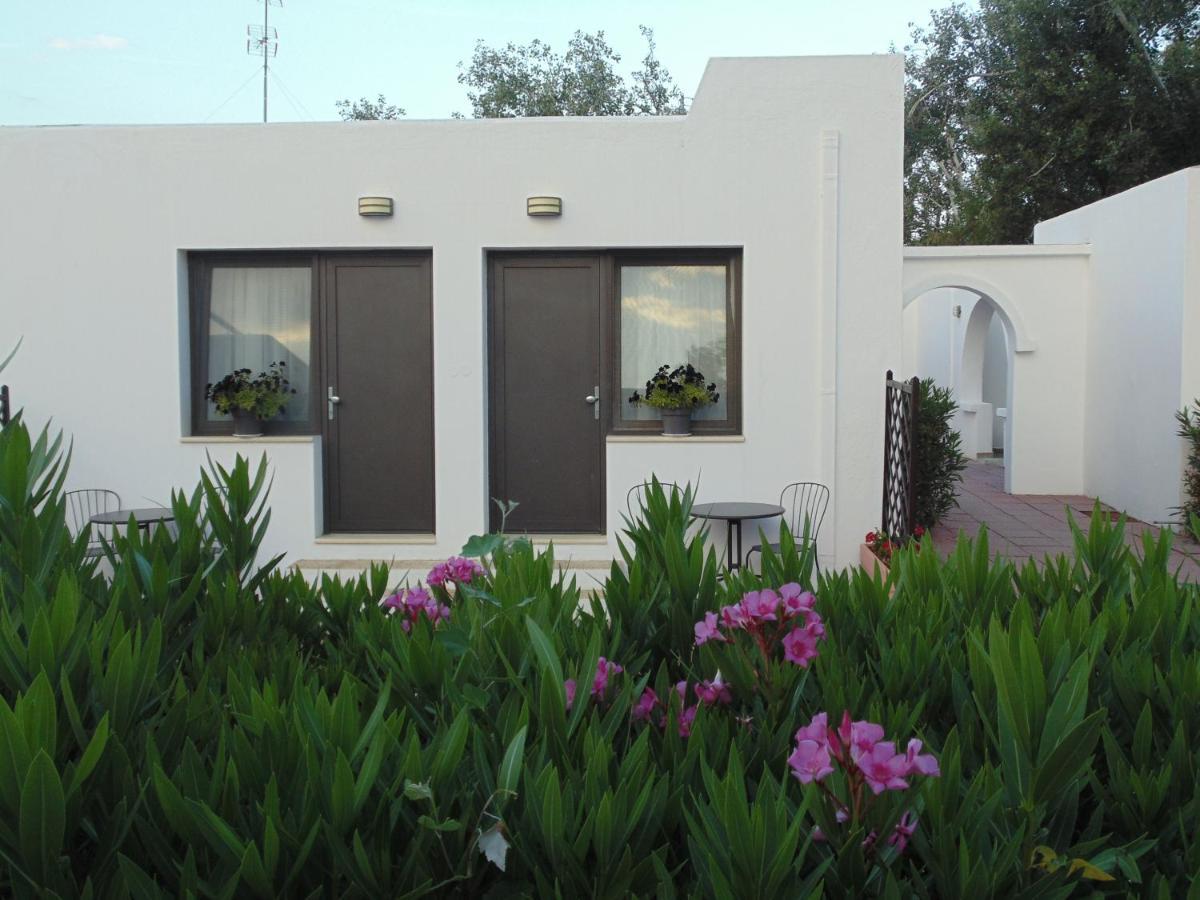 Ouzouni Resort Boutique Bungalows Nea Moudania Buitenkant foto