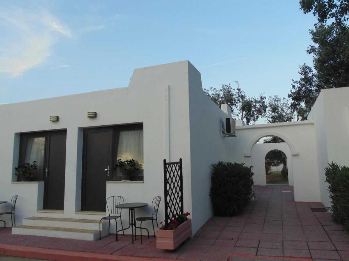 Ouzouni Resort Boutique Bungalows Nea Moudania Buitenkant foto